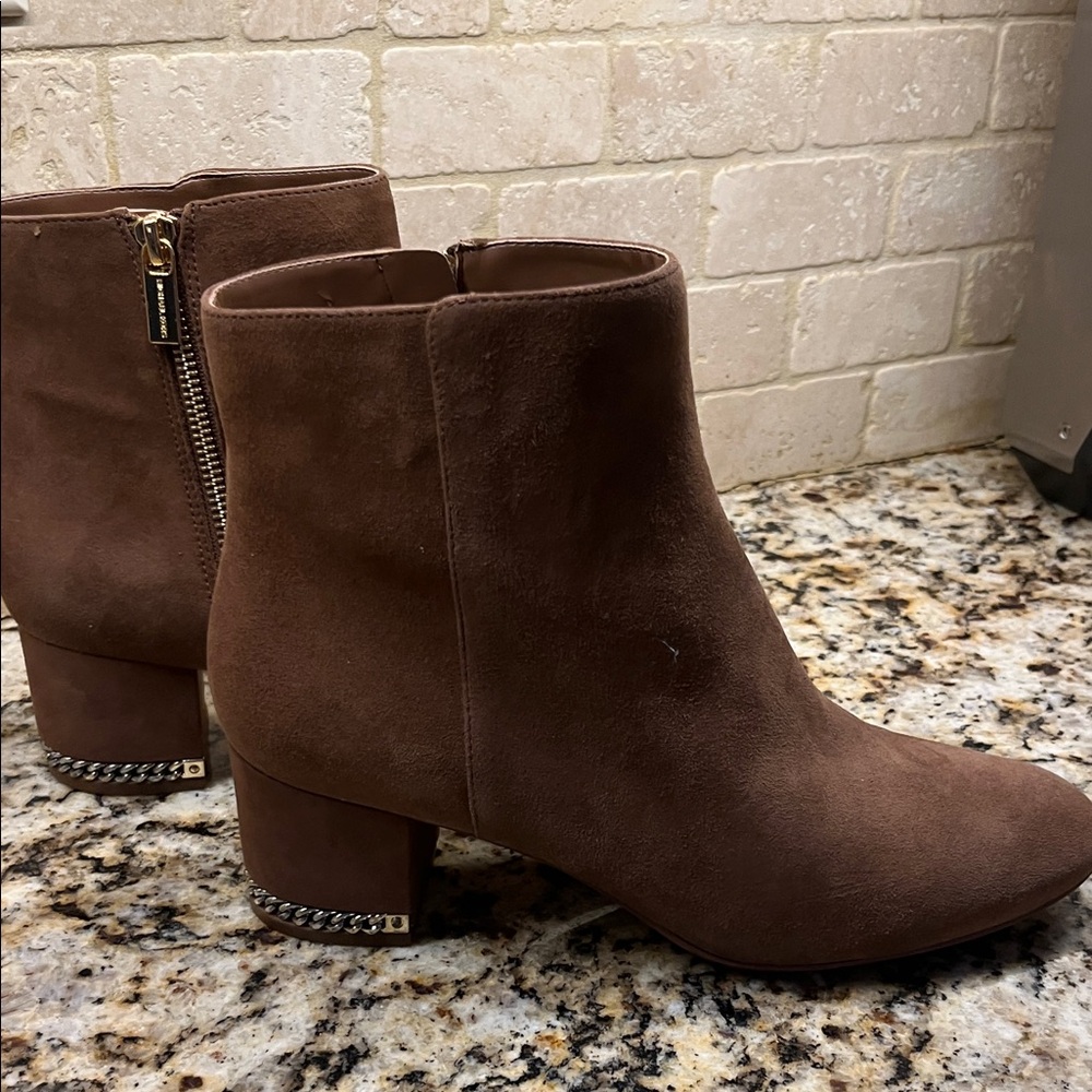 Elegant Brown Ankle Boots